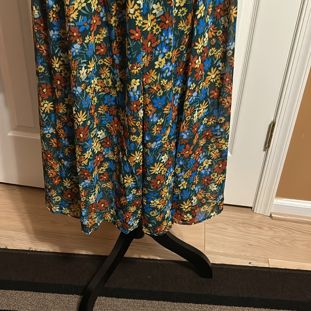 Calvin Klein Women’s Long Sleeve Floral Dress Brand new w/out tags Size 8 - Picture 2 of 10